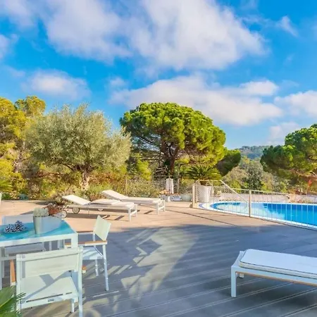 Chalet Elisardo Feriehus Tossa de Mar